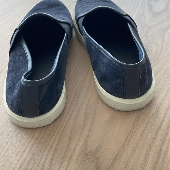 VINCE suede slip on sneaker navy blue/ 8 - Picture 3 of 7